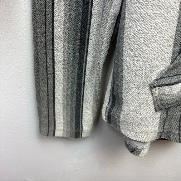 Brooklyn Cloth Grey Stripes Baja Hoodie Size Medium - Picture 4 of 8